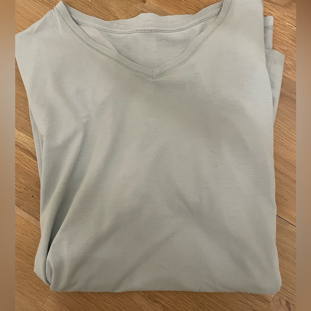 Lululemon 5 year basic tee - light blue